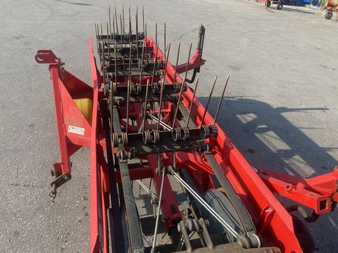 [3244-4359468-12.jpg]