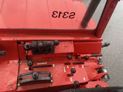 [3244-4483727-11.jpg]