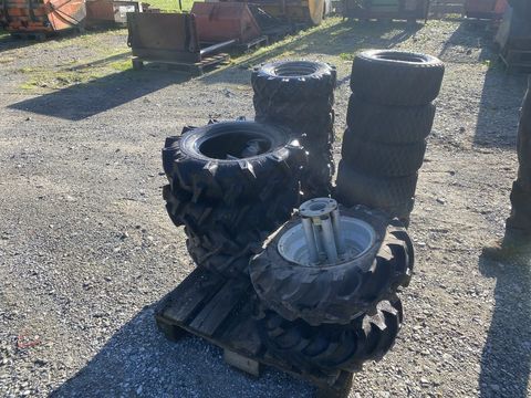 [3244-4703401-14.jpg]