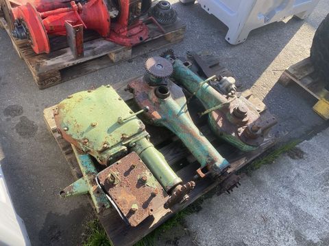 [3244-4703403-4.jpg]