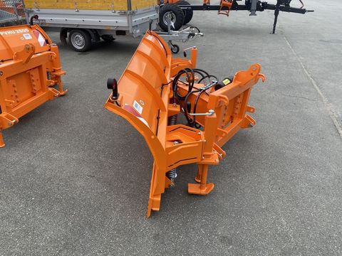 [3244-4739838-8.jpg]