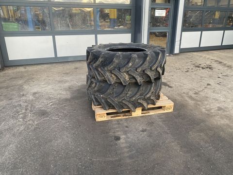 [3244-4950847-13.jpg]