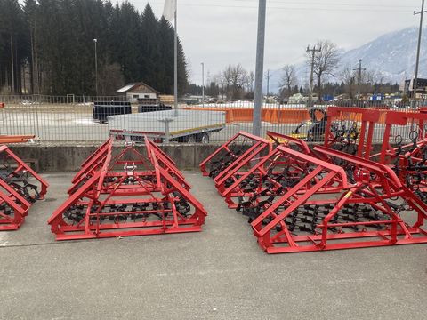 [3244-5267844-25.jpg]