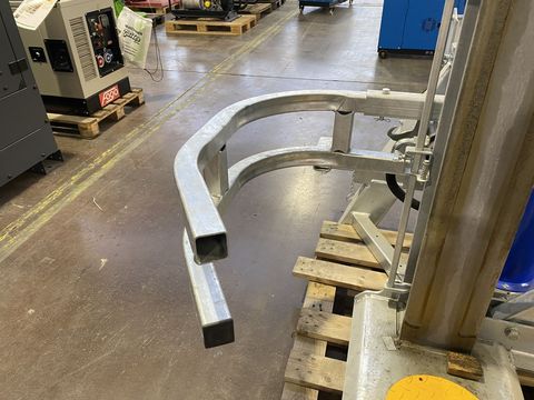 [3244-5301731-10.jpg]