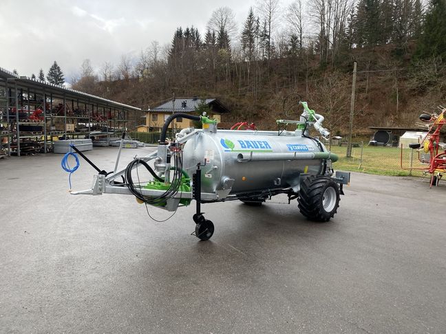 [3244-5449312-0_1.jpg]