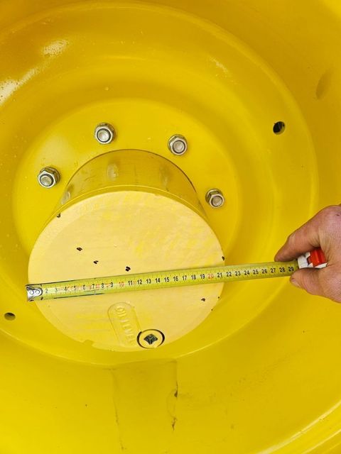 [3244-5483645-11.jpg]