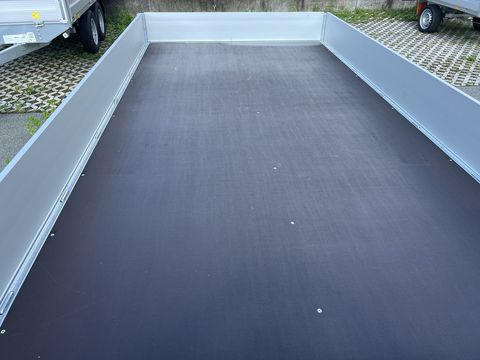 [3244-5667276-10.jpg]