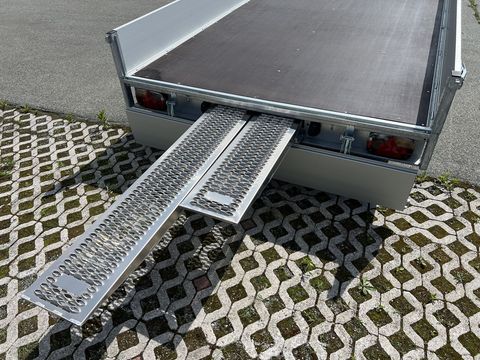 [3244-5667276-22.jpg]