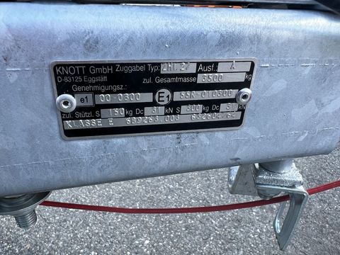 [3244-5667276-9.jpg]