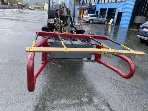 [3244-5721571-17.jpg]