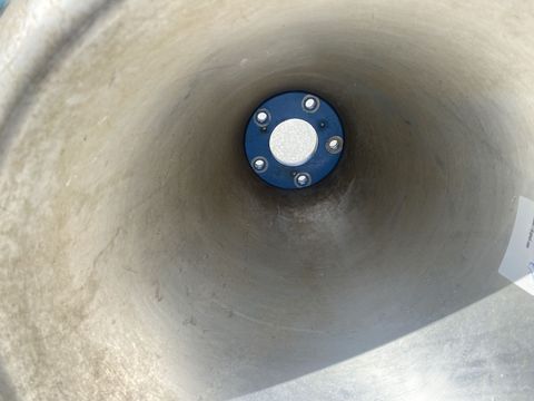 [3244-5885542-12.jpg]