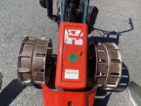 [3244-5993338-17.jpg]