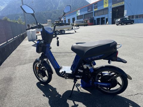 [3244-6087980-8.jpg]