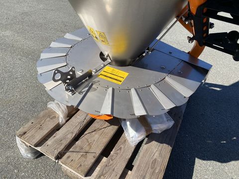 [3244-6261933-21.jpg]