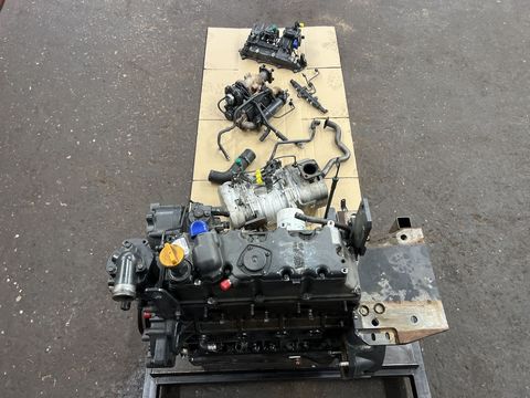 [3244-6409982-15.jpg]