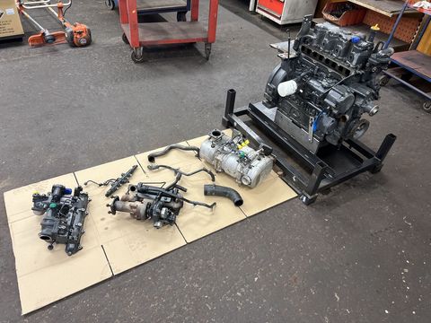 [3244-6409982-2.jpg]