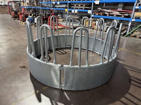 [3244-6440629-7.jpg]