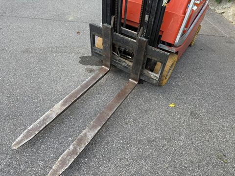 [3244-6484946-8.jpg]