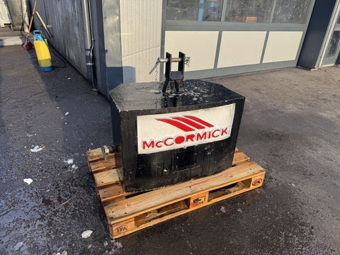 [3244-6492660-4.jpg]