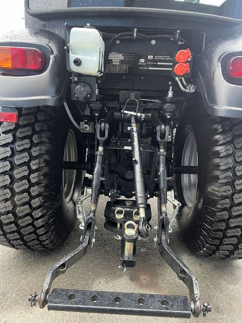 [3244-6506663-16.jpg]