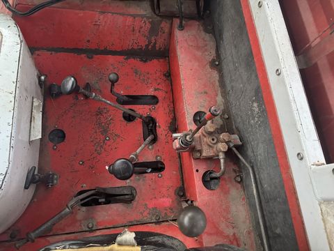 [3244-6535396-17.jpg]