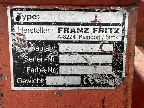 [3244-6538335-8.jpg]