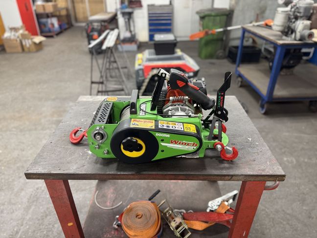 [3244-6628790-0_1.jpg]