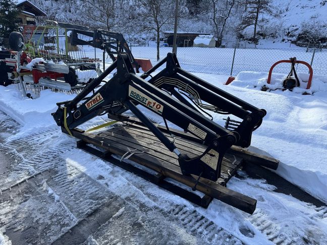 [3244-6663808-0_1.jpg]