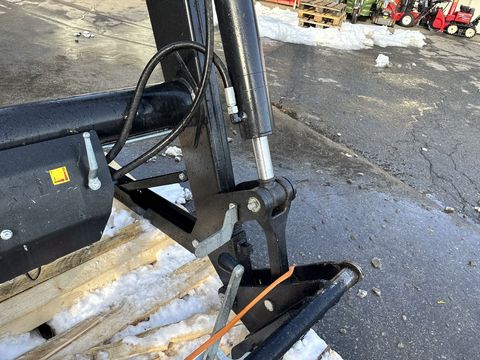 [3244-6663834-14.jpg]