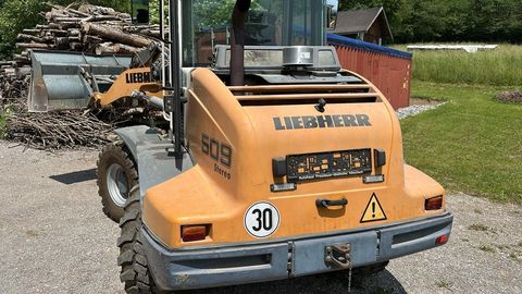 [3244-6664041-20.jpg]