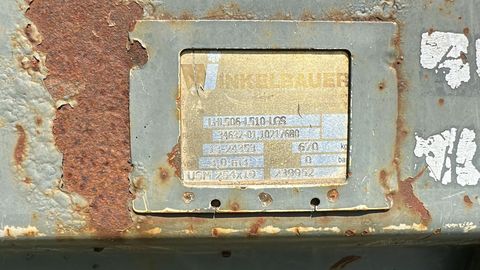 [3244-6664041-6.jpg]