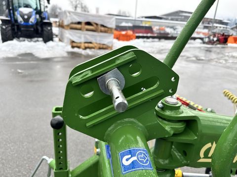 [3244-6670921-12.jpg]