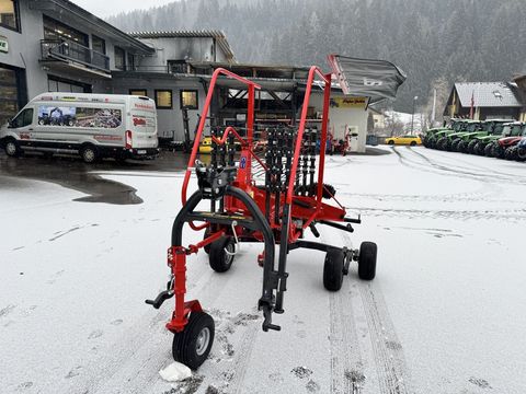 [3244-6686553-12.jpg]