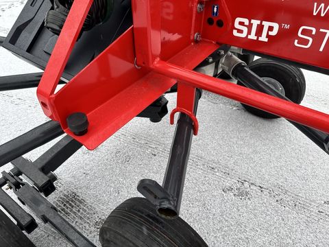 [3244-6686553-19.jpg]