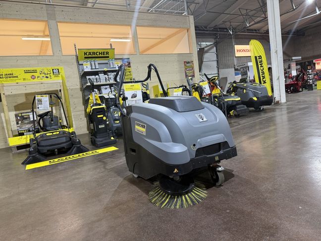 [3244-6706529-0_1.jpg]