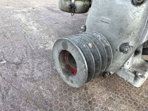 [3244-6712778-11.jpg]