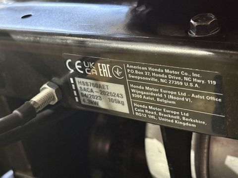 [3244-6725433-4.jpg]