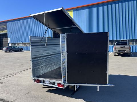 [3244-6757671-2.jpg]