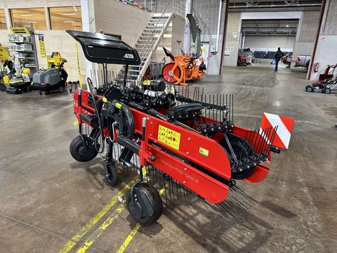 [3244-6874807-4.jpg]