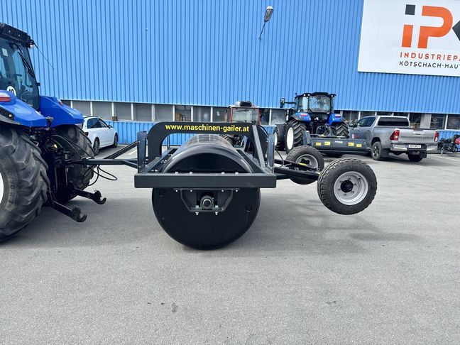 [3244-6884429-0_1.jpg]