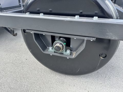 [3244-6884429-14.jpg]