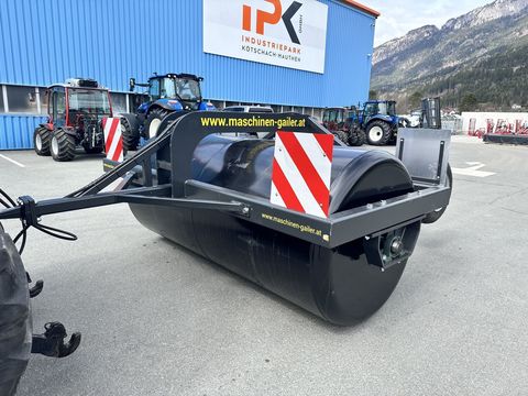 [3244-6884429-16.jpg]