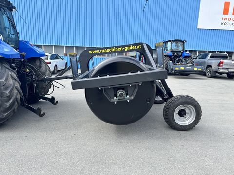 [3244-6884429-17.jpg]