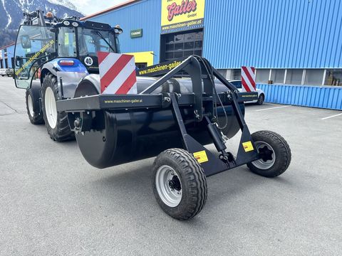 [3244-6884429-20.jpg]