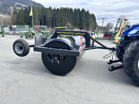 [3244-6884429-6.jpg]