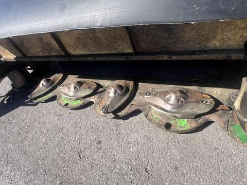 [3244-6903430-6.jpg]