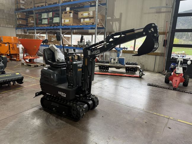 [3244-6933981-0_1.jpg]