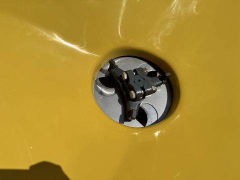 [3244-7147456-21.jpg]