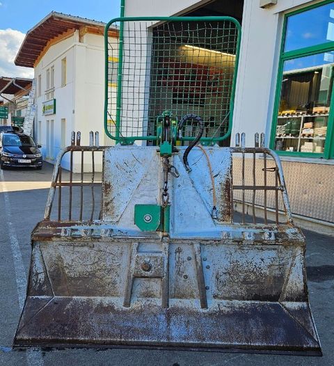 [3258-6120216-1.jpg]