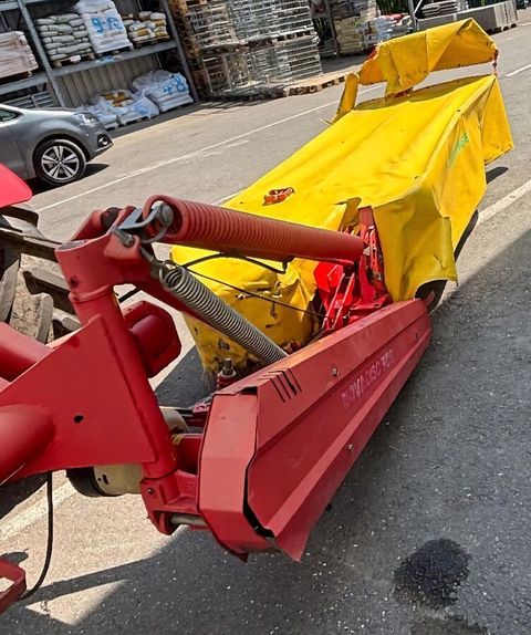 [3258-6406303-12.jpg]